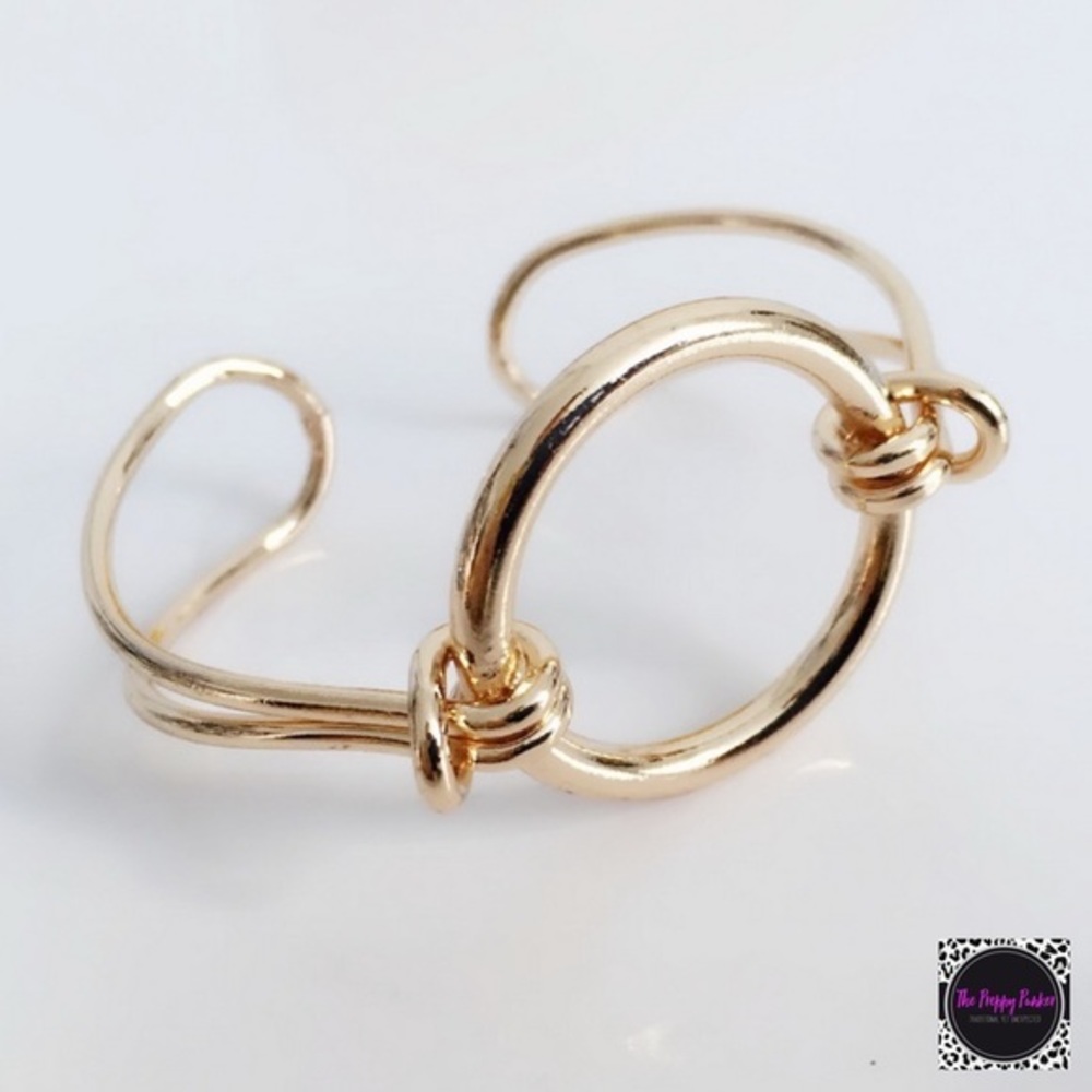 Metal Circle Cuff Bracelet Gold Tone NWT